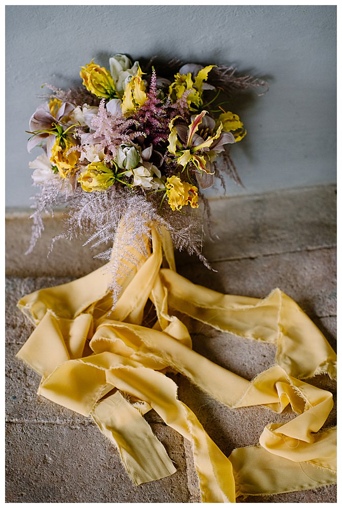 yellow-bridal-bouquet