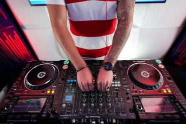 Wedding DJ COVID 19